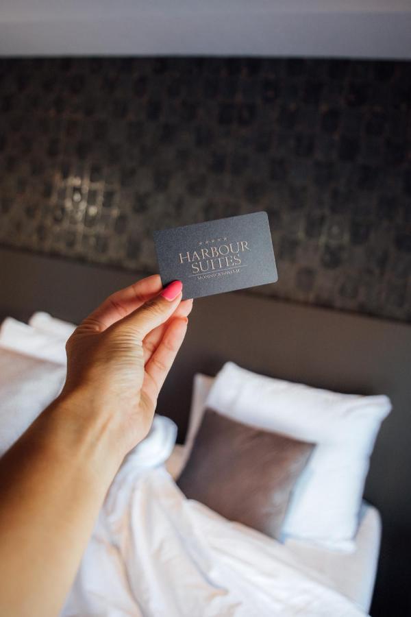 Harbour Suites Boutique Hotel مونِكِندام المظهر الخارجي الصورة